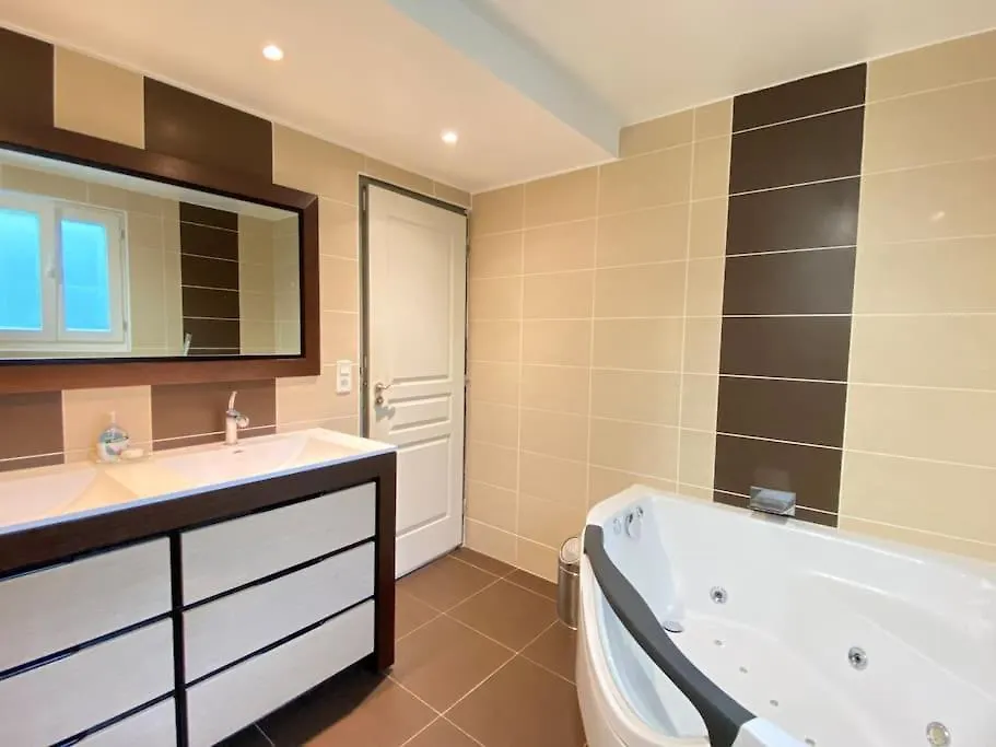 T4 De 90M2 Pour 6P. 3 Chambres. Jardin Partage. Wifi. Parking. 0*, Cauterets França